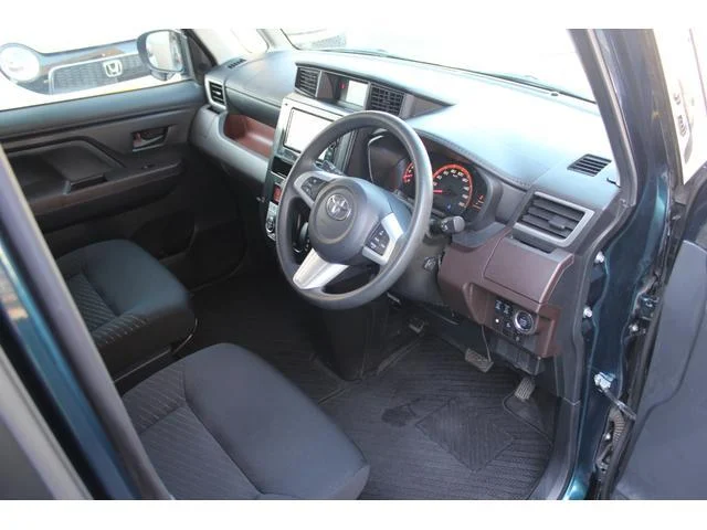 トヨタ ルーミー消臭施工