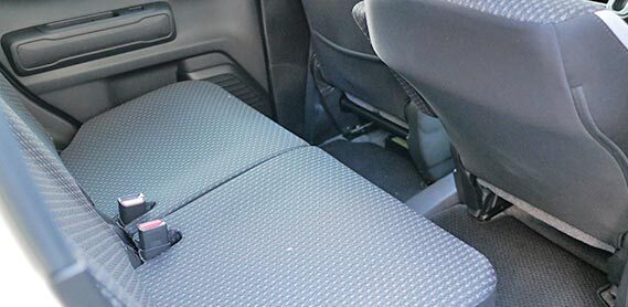 スズキハスラー 後部座席