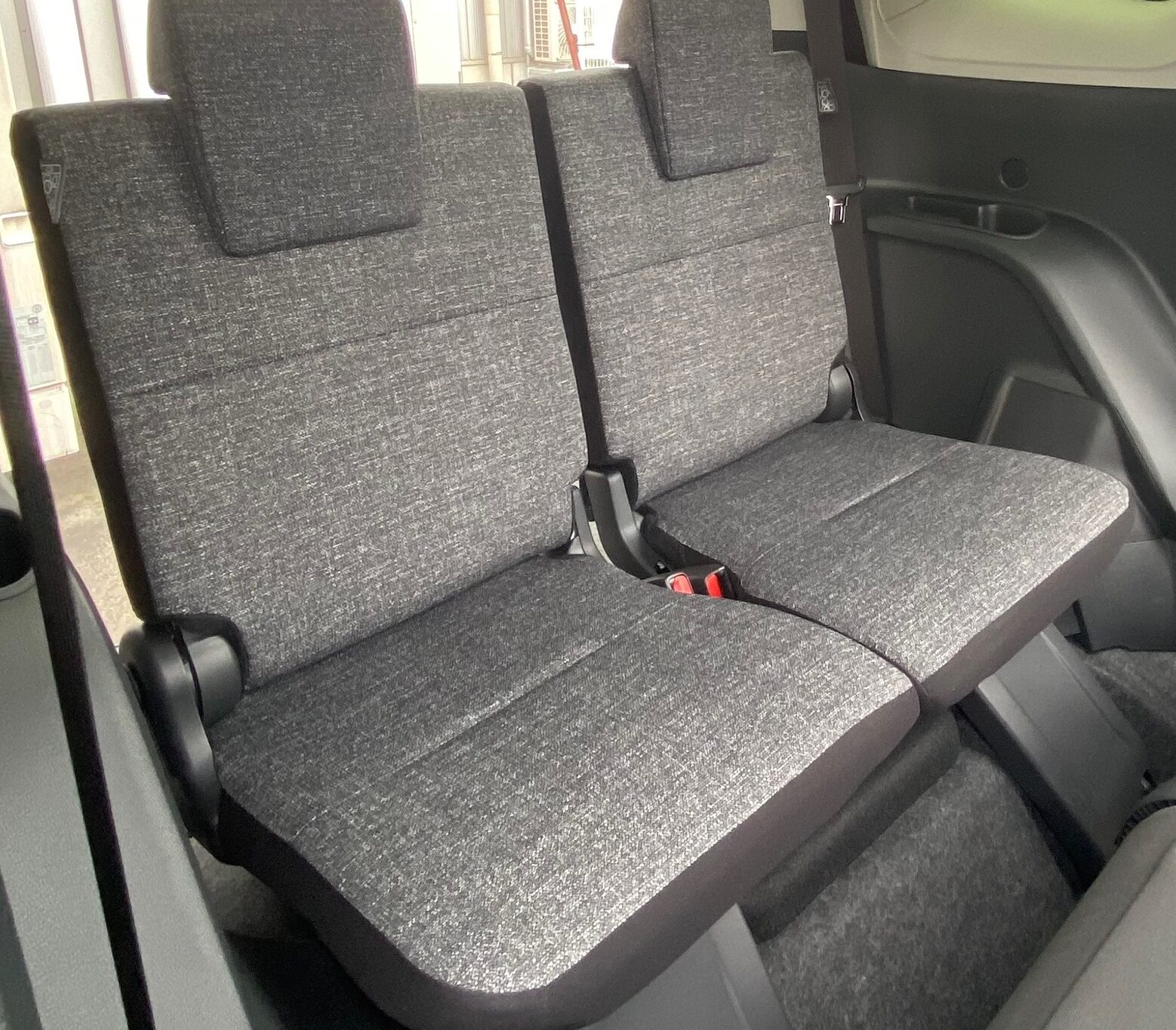 トヨタシエンタ後ろ座席