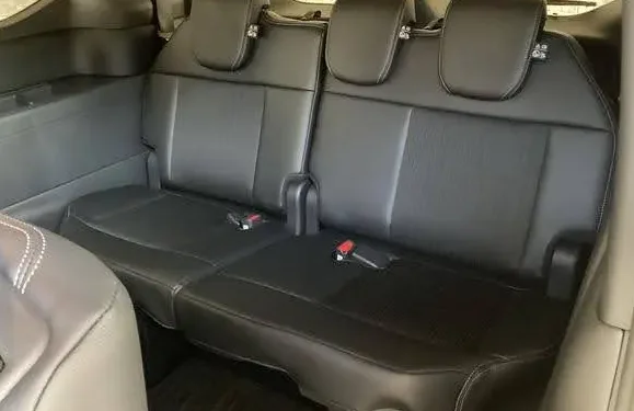 Honda Step Wagon. 後部座席